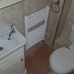 Space saving ensuite